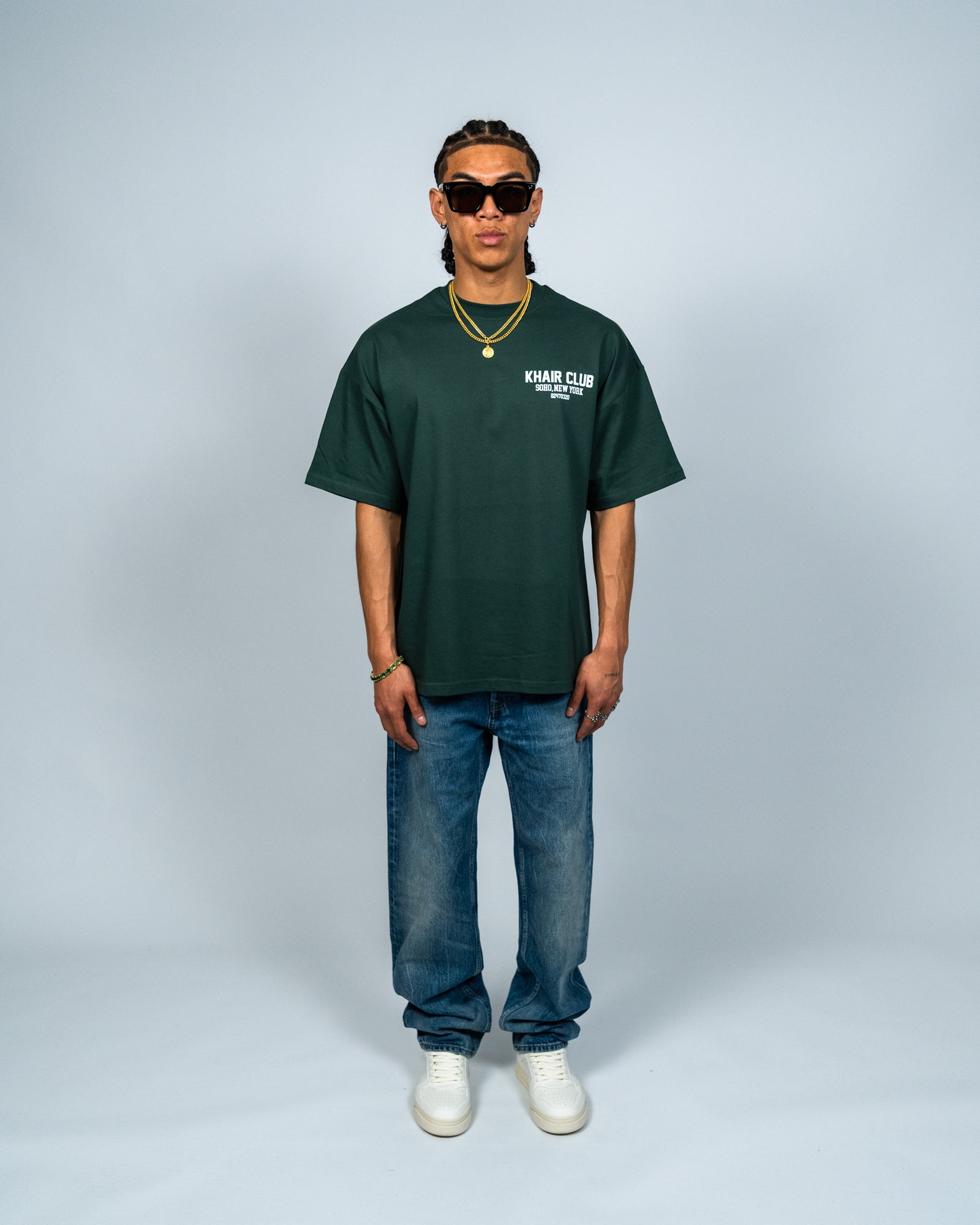 KHAIR CLUB Soho forest green T-shirt straight front fit